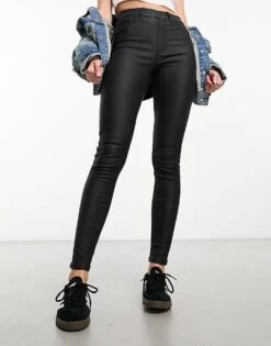 New Look Coated Jeggings In Black For Women