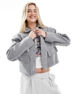 New Look Cropped Shacket With Pockets In Grey For Women