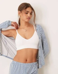 New Look Seamless Rib Bralette In White For Women