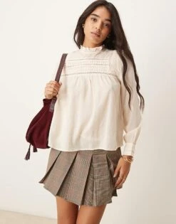 New Look Cutwork Blouse In Cream For Women
