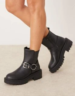 New Look Buckle Biker Chelsea Boot In Black For Women