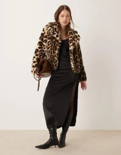 New Look Cropped Faux Fur Coat In Animal Print For Women Brown