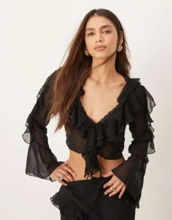 New Look Cropped Ruffle Shell Top In Black For Women