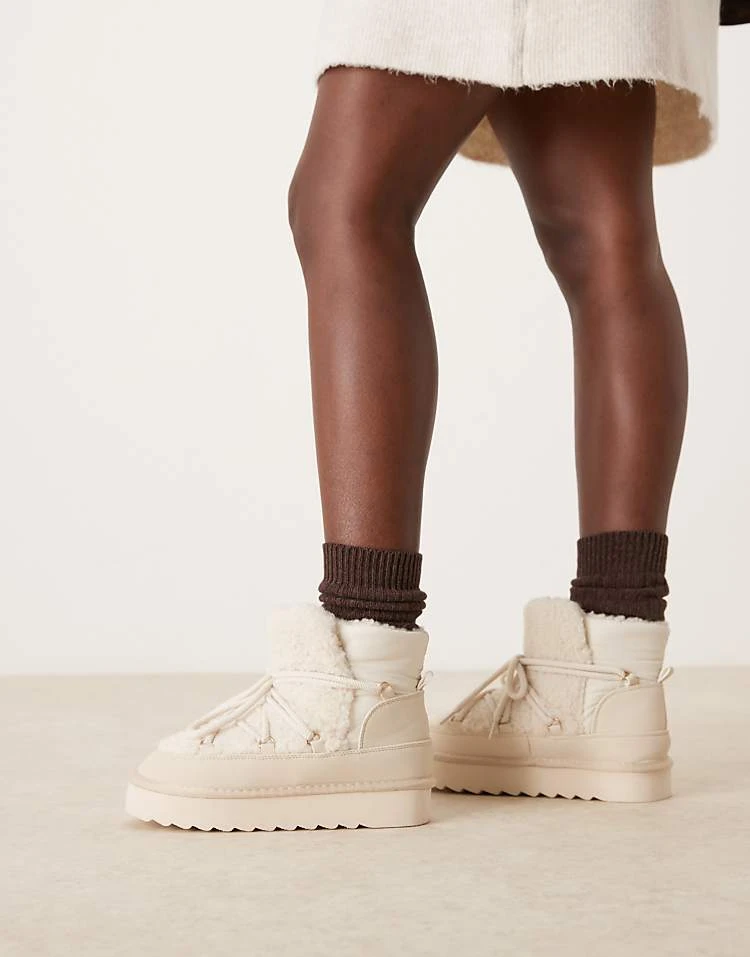 New Look Suedette Snow Boot In Cream For Women - Image 4