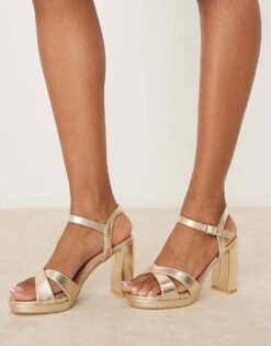New Look Cross Over Heeled Sandal In Gold For Women