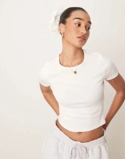 New Look Baby T-shirt In Cream For Women