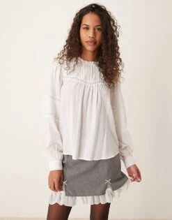 New Look Lace Chiffon Shell Blouse In White For Women