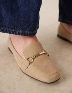 New Look Snaffle Suedette Loafer In Beige For Women Camel