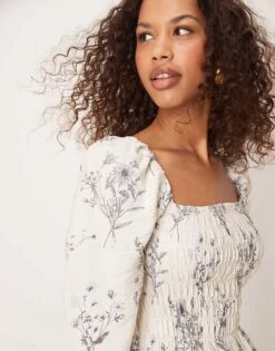 New Look Shirred Long Sleeve Milkmaid Top In Floral Print For Women Cream Pattern