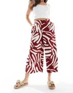 New Look Wide Fit New Look Cropped Wide Leg Trousers In Brown Pattern For Women