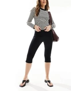 New Look Denim Capri Trouser In Black For Women